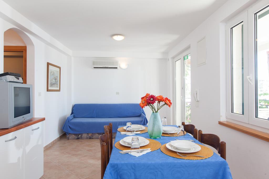 Villa Helena Podgora Cameră foto